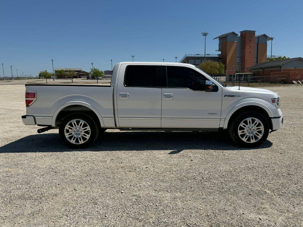 Ford F-150 XL SuperCrew 5.5-ft. Bed 2WD 2014