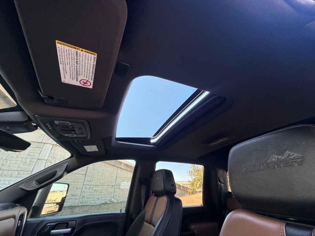 Chevrolet Silverado 2500HD High Country Crew Cab Long Box 4WD 2021