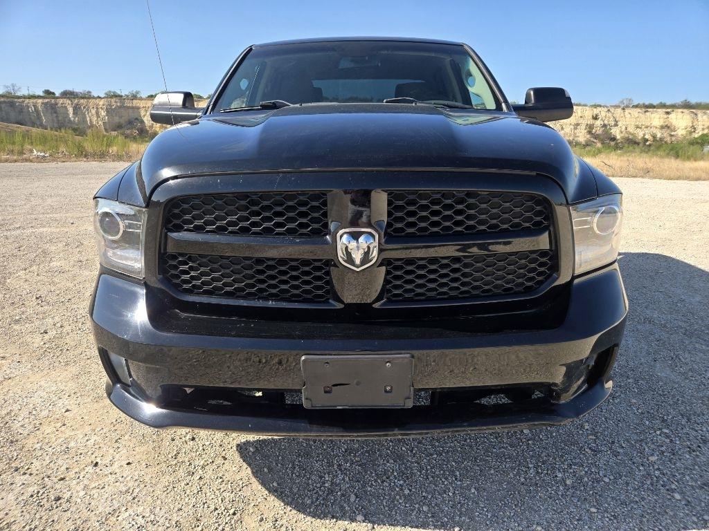 RAM 1500 Tradesman Crew Cab SWB 4WD 2015