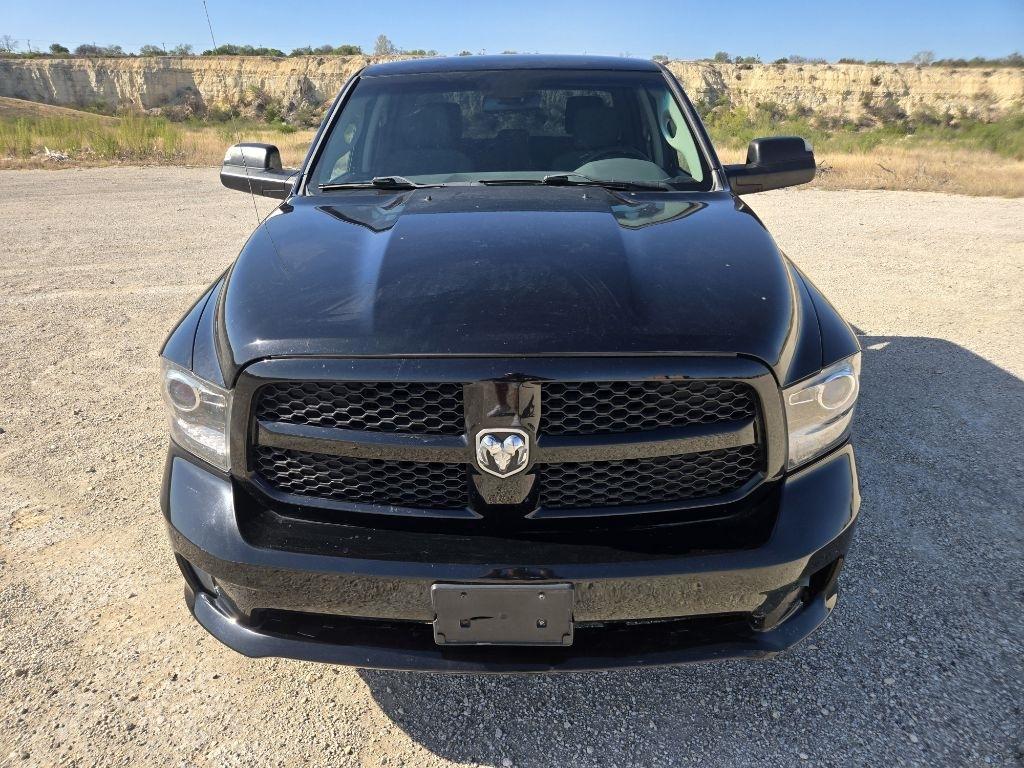 RAM 1500 Tradesman Crew Cab SWB 4WD 2015