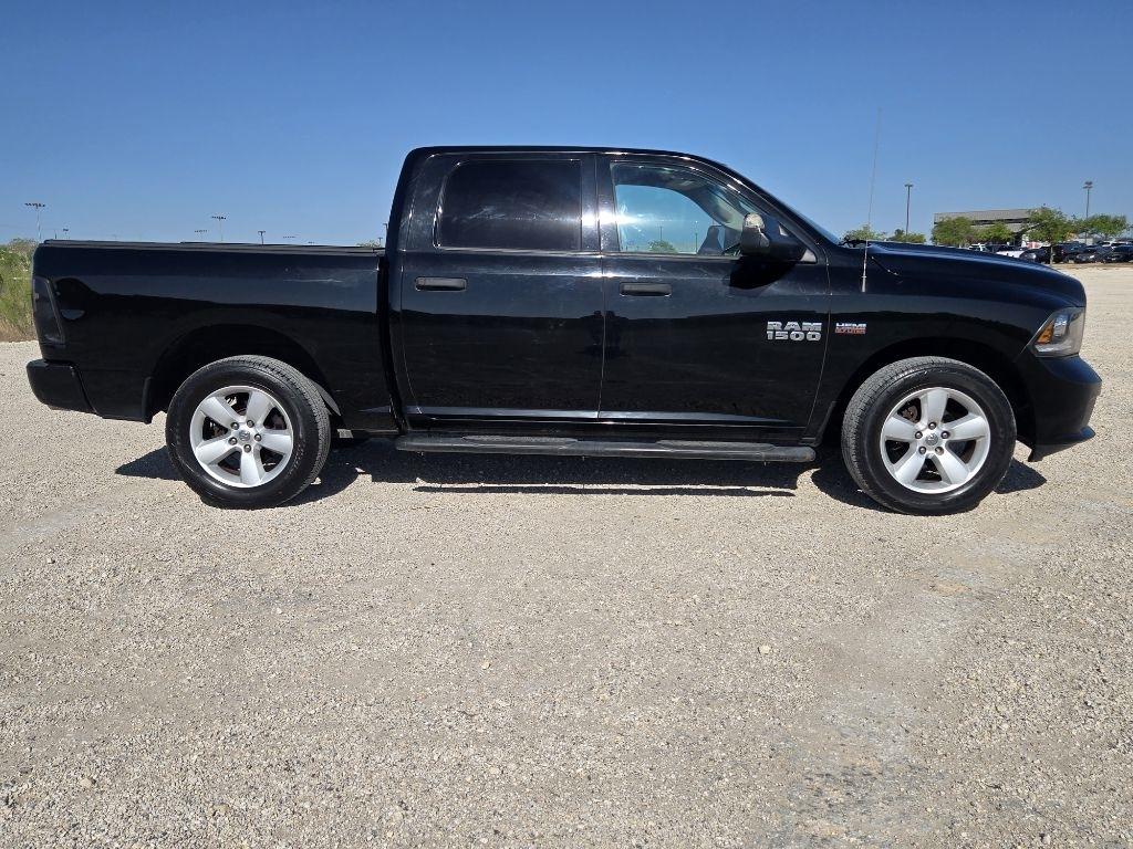 RAM 1500 Tradesman Crew Cab SWB 4WD 2015