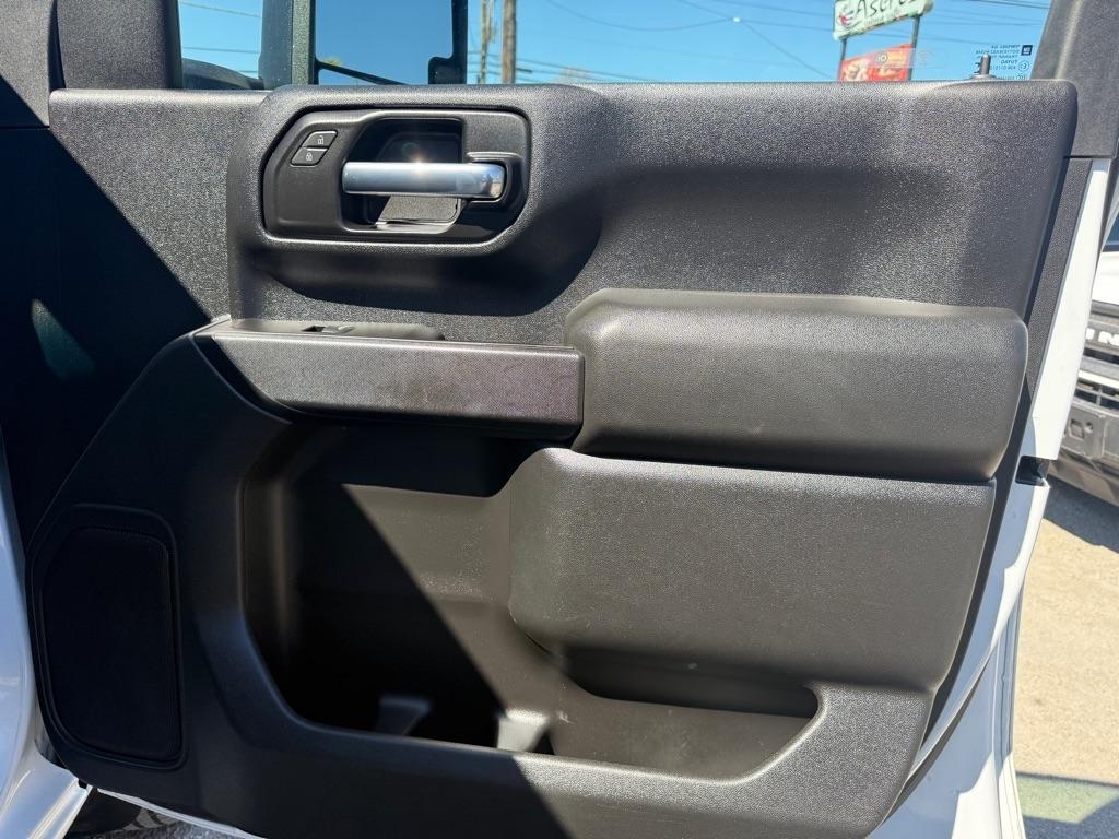 Chevrolet Silverado 2500HD Work Truck Crew Cab Short Box 2WD 2020