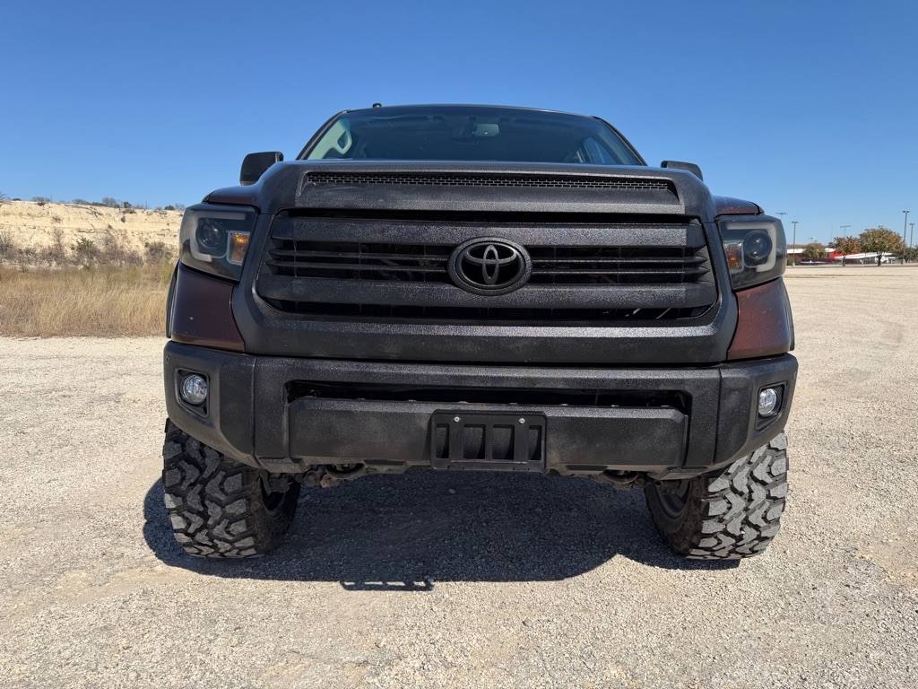 Toyota Tundra Platinum CrewMax 5.7L FFV 4WD 2014