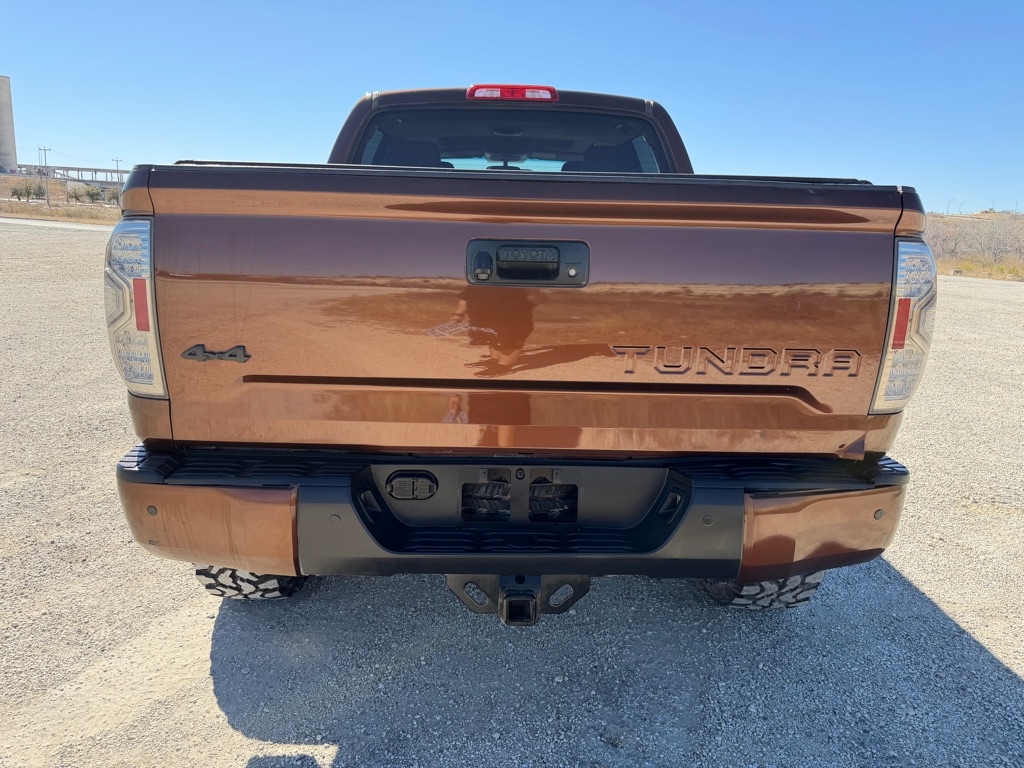 Toyota Tundra Platinum CrewMax 5.7L FFV 4WD 2014