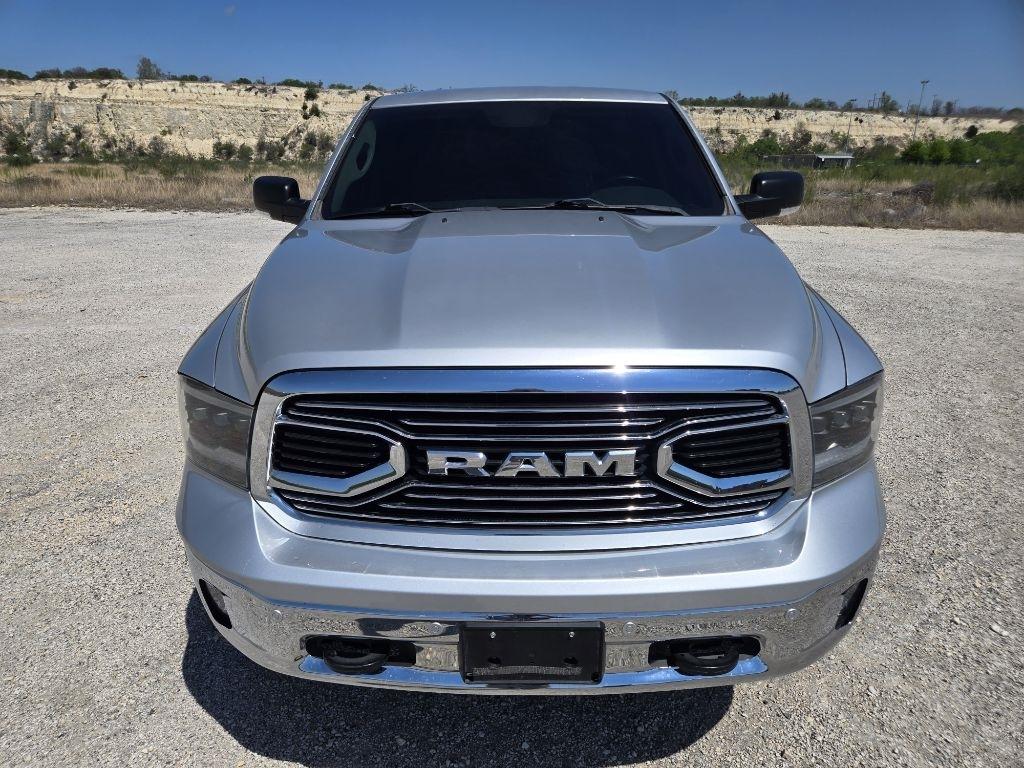 RAM 1500 SLT Crew Cab SWB 4WD 2017