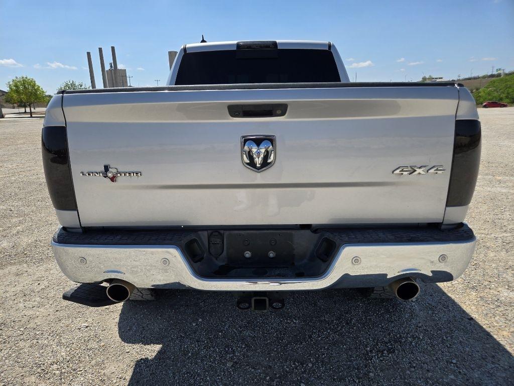 RAM 1500 SLT Crew Cab SWB 4WD 2017