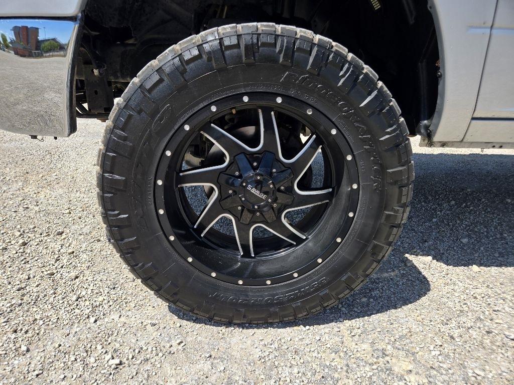 RAM 1500 SLT Crew Cab SWB 4WD 2017