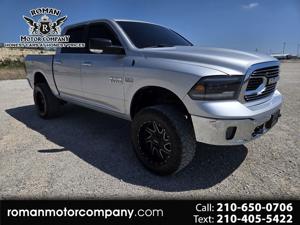 2017 RAM 1500 SLT Crew Cab 4WD