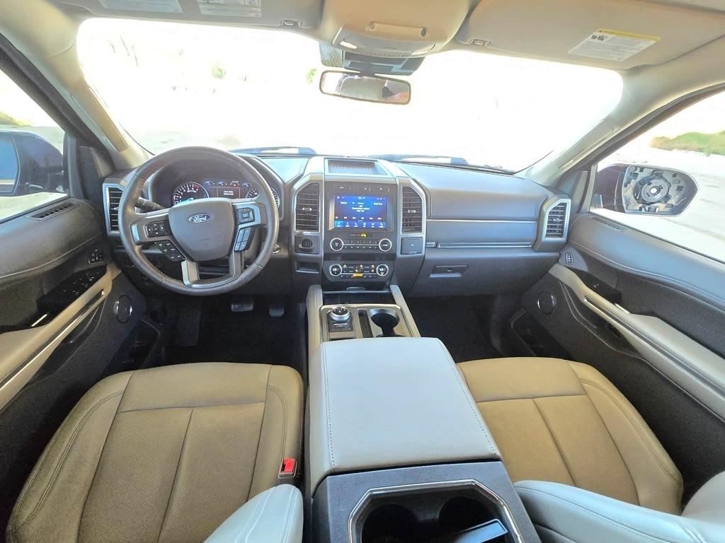 Ford Expedition XLT 2020
