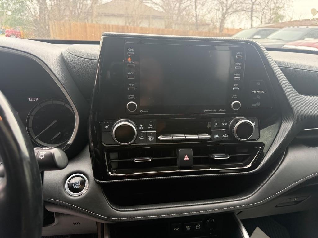 Toyota Highlander XSE FWD V6 2021