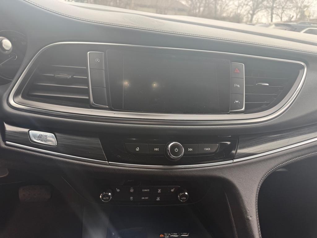 Buick Enclave Essence FWD 2023