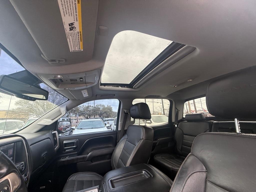 GMC Sierra 1500 Denali Crew Cab Long Box 4WD 2015