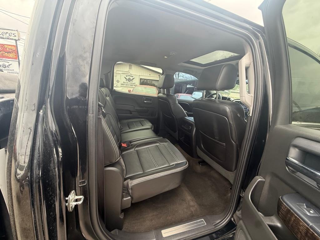 GMC Sierra 1500 Denali Crew Cab Long Box 4WD 2015