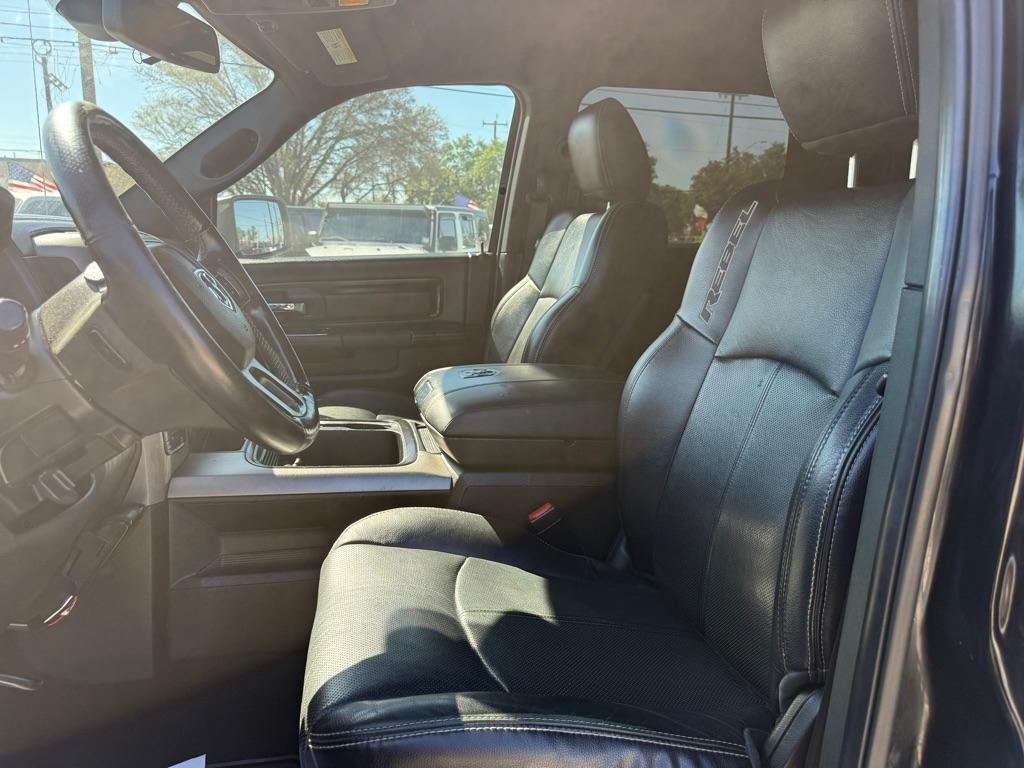 RAM 1500 Rebel Crew Cab SWB 4WD 2018