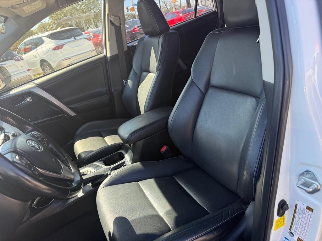 Toyota RAV4 Limited AWD 2018