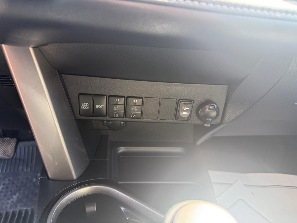 Toyota RAV4 Limited AWD 2018