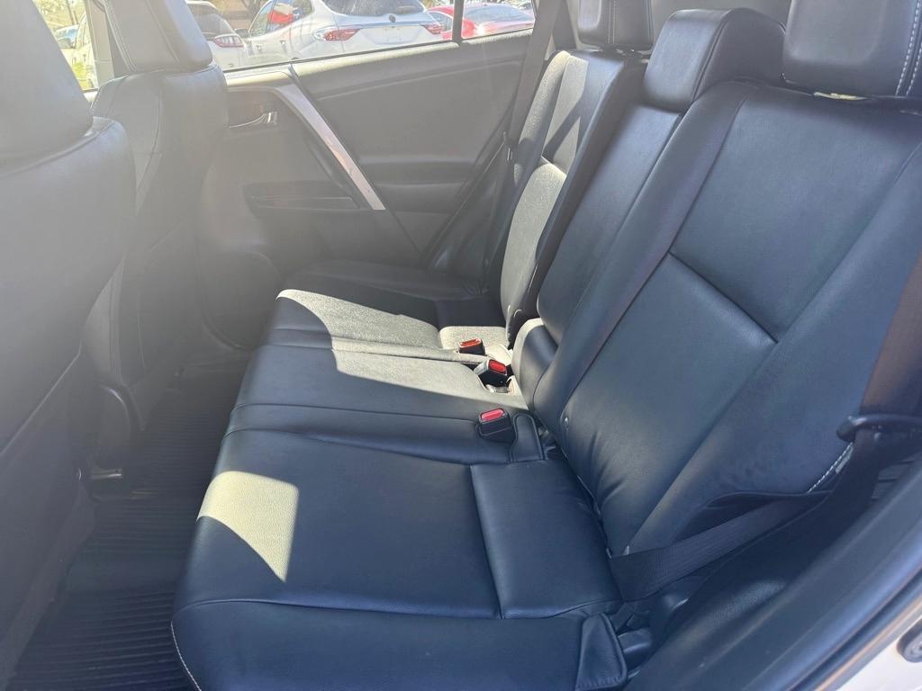 Toyota RAV4 Limited AWD 2018