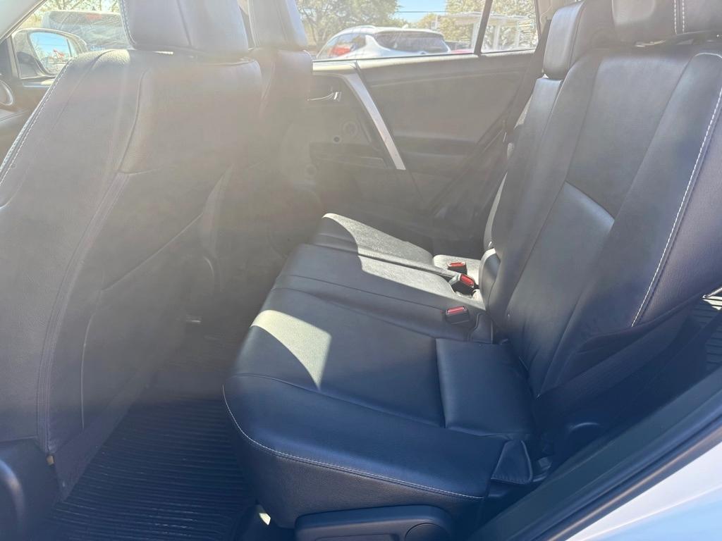 Toyota RAV4 Limited AWD 2018