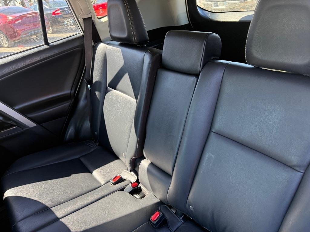 Toyota RAV4 Limited AWD 2018