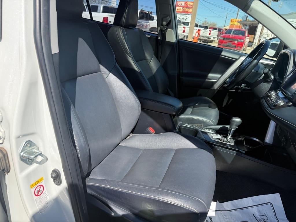 Toyota RAV4 Limited AWD 2018