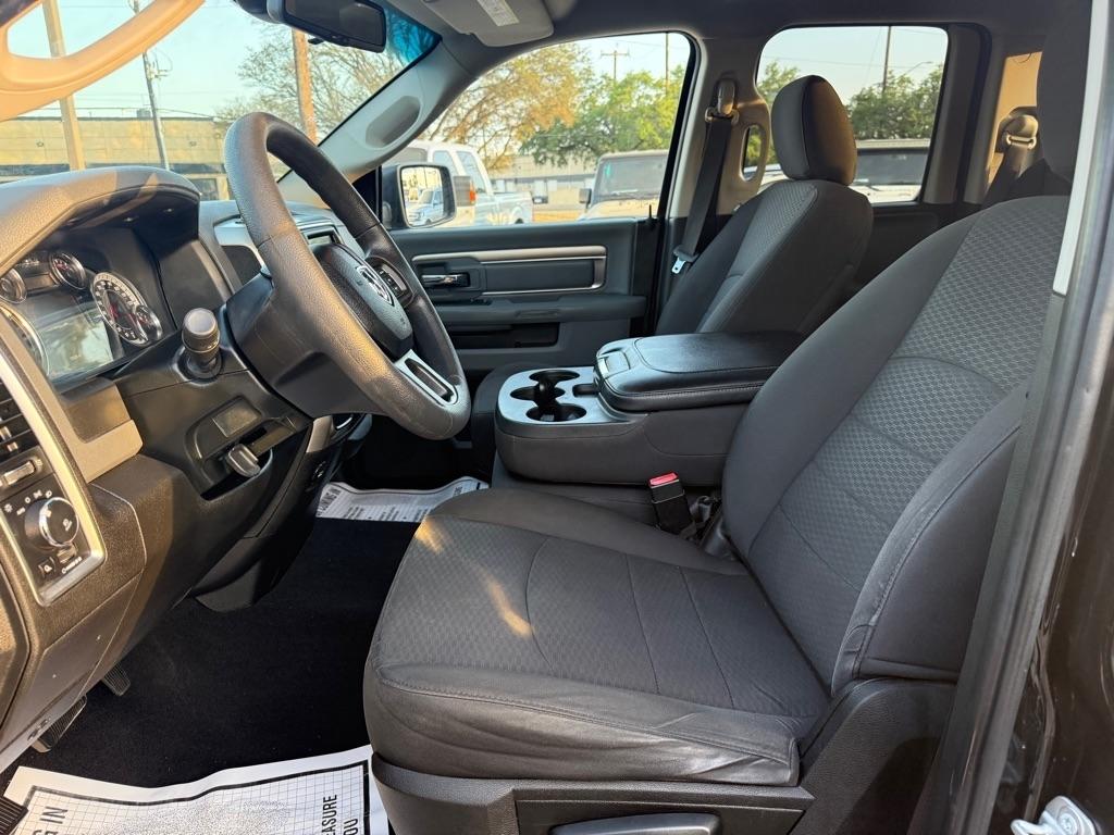 RAM 1500 Classic Tradesman Quad Cab 2WD 2019