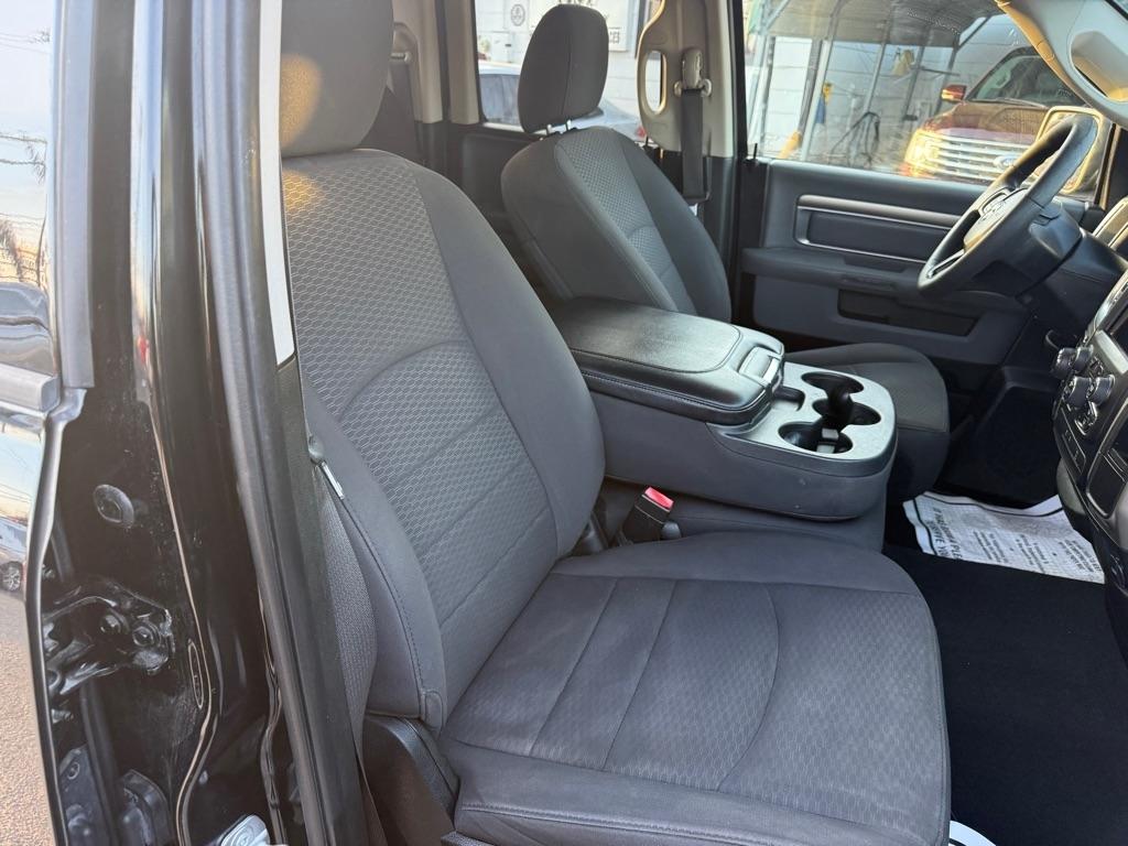 RAM 1500 Classic Tradesman Quad Cab 2WD 2019