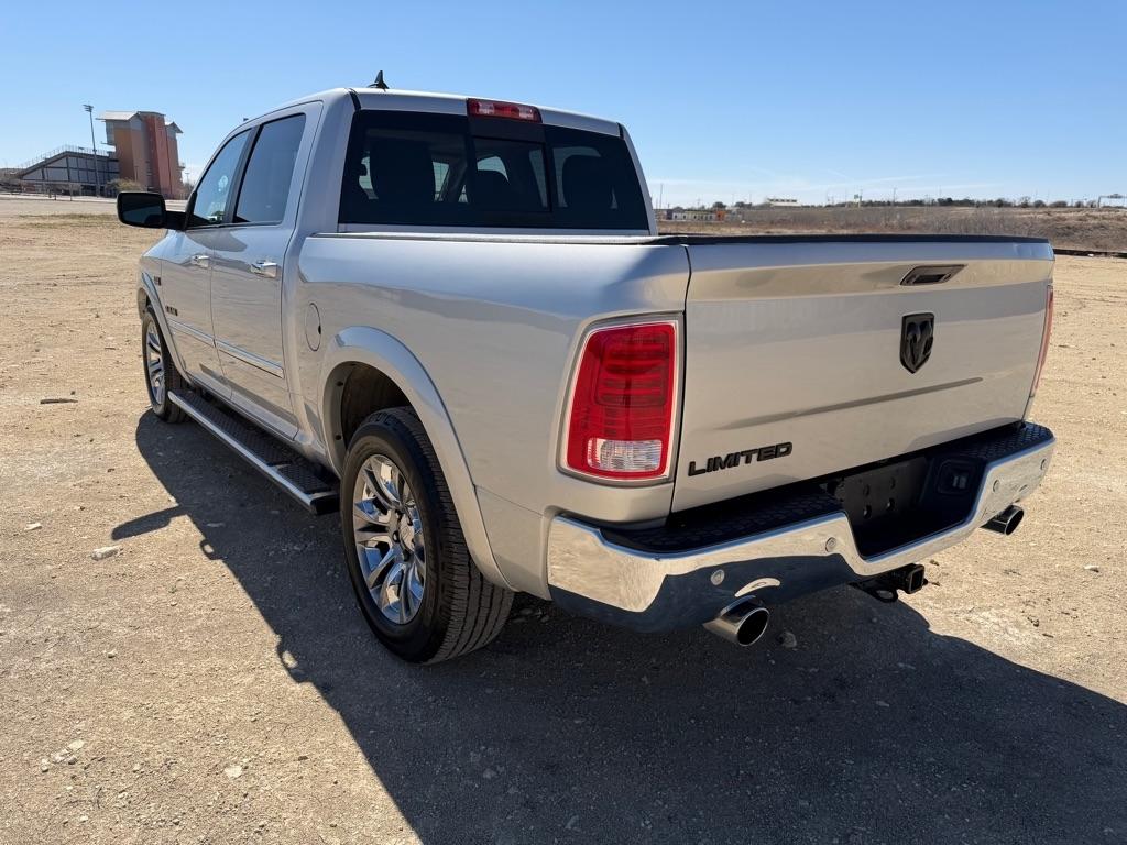 RAM 1500 Longhorn Crew Cab SWB 2WD 2015