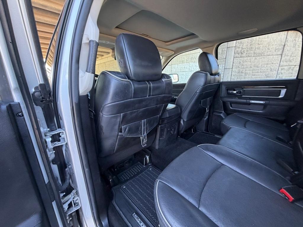 RAM 1500 Longhorn Crew Cab SWB 2WD 2015