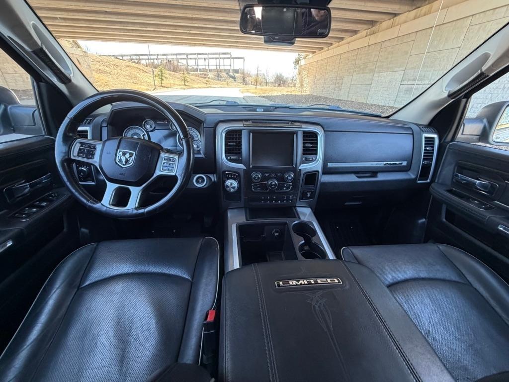 RAM 1500 Longhorn Crew Cab SWB 2WD 2015