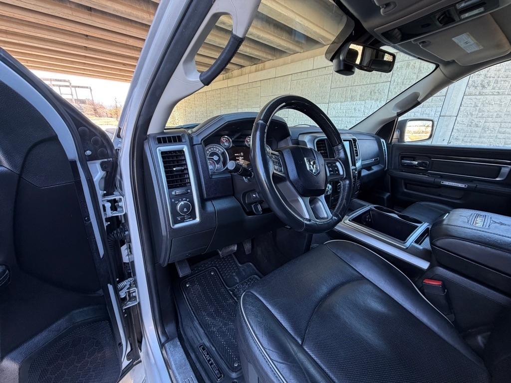 RAM 1500 Longhorn Crew Cab SWB 2WD 2015