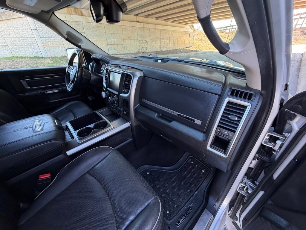 RAM 1500 Longhorn Crew Cab SWB 2WD 2015