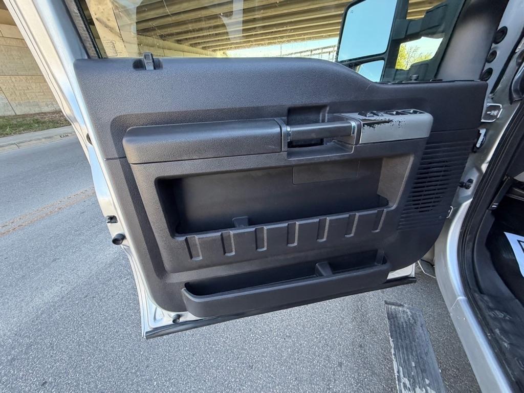 Ford F-250 SD King Ranch Crew Cab 4WD 2016