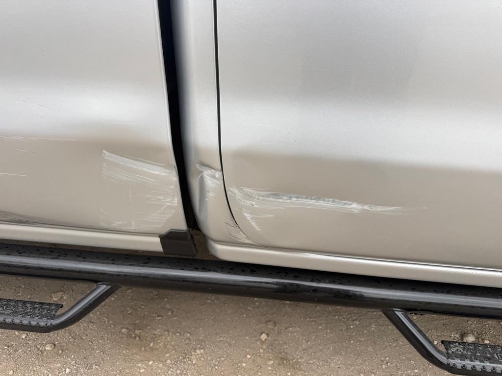 GMC Sierra 3500HD Base Crew Cab 4WD 2016