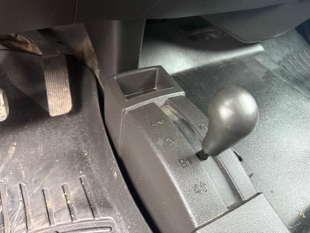 GMC Sierra 3500HD Base Crew Cab 4WD 2016