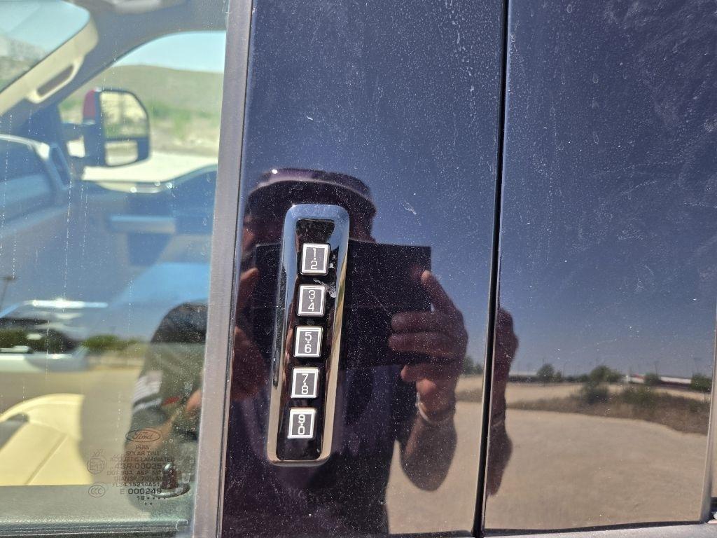 Ford F-250 SD King Ranch Crew Cab 4WD 2019