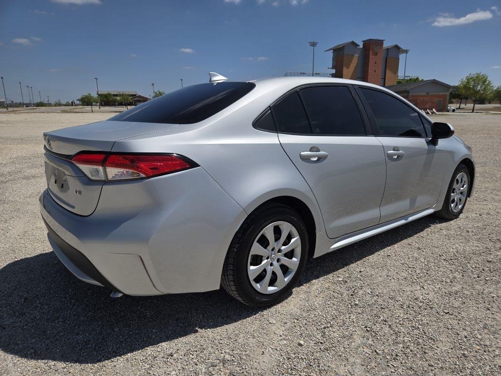 Toyota Corolla LE 2022