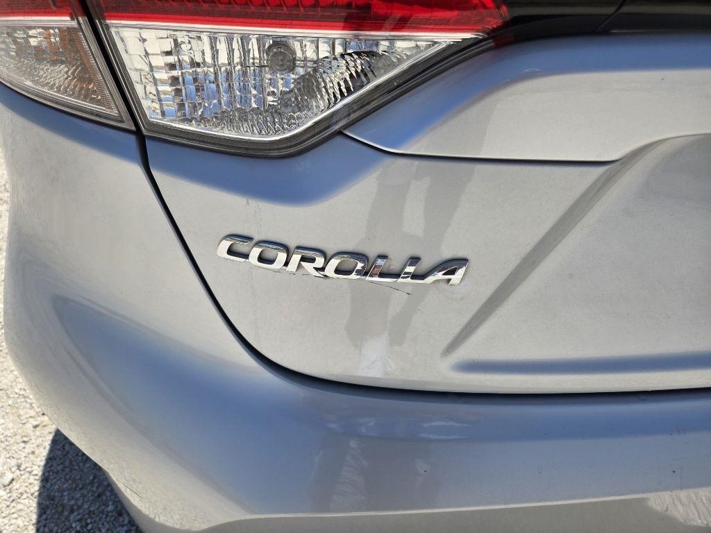 Toyota Corolla LE 2022