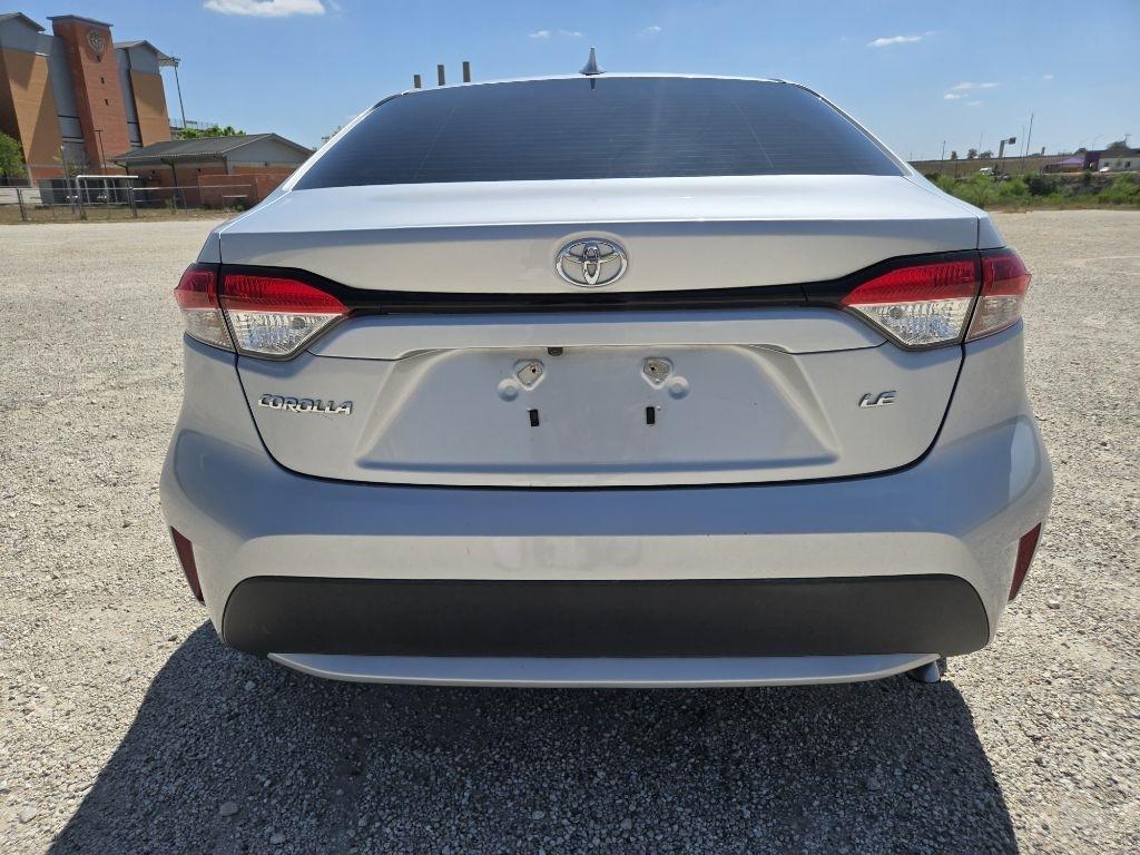 Toyota Corolla LE 2022