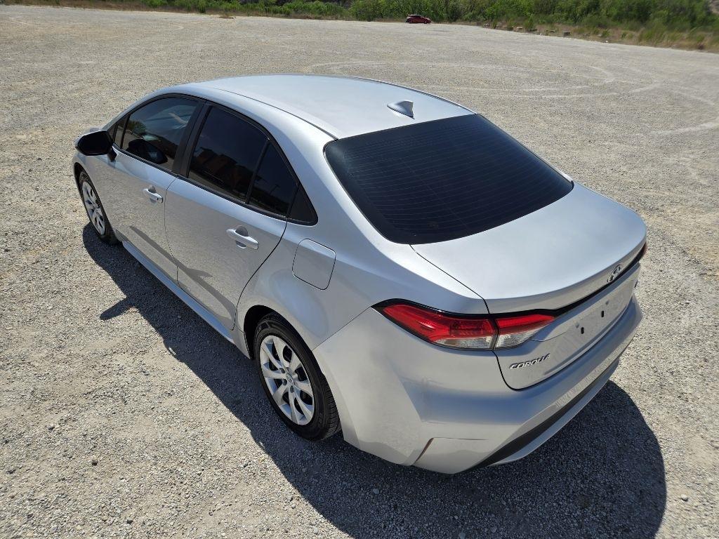 Toyota Corolla LE 2022