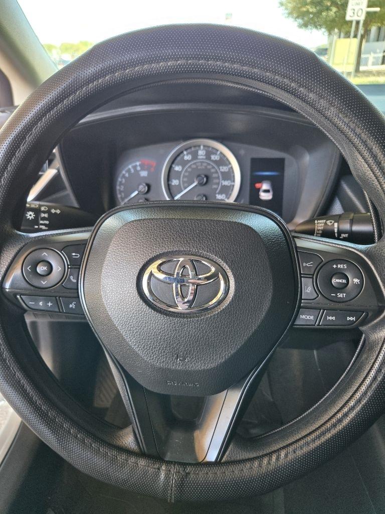 Toyota Corolla LE 2022