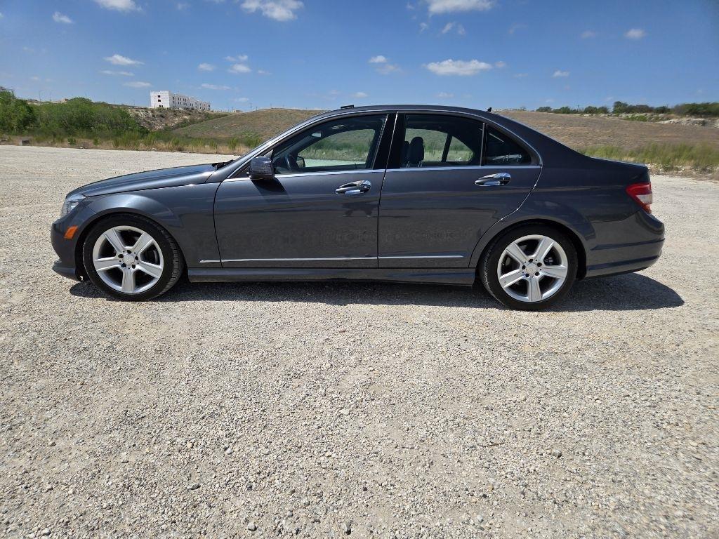 Mercedes-Benz C-Class C300 4MATIC Sport Sedan 2011