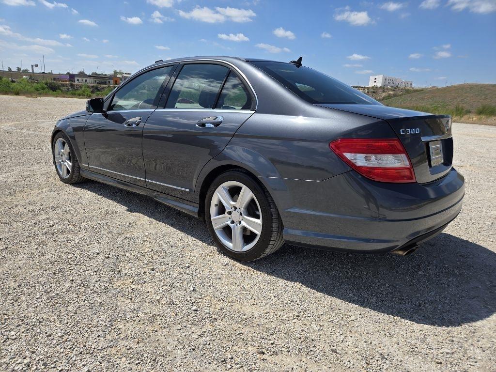 Mercedes-Benz C-Class C300 4MATIC Sport Sedan 2011
