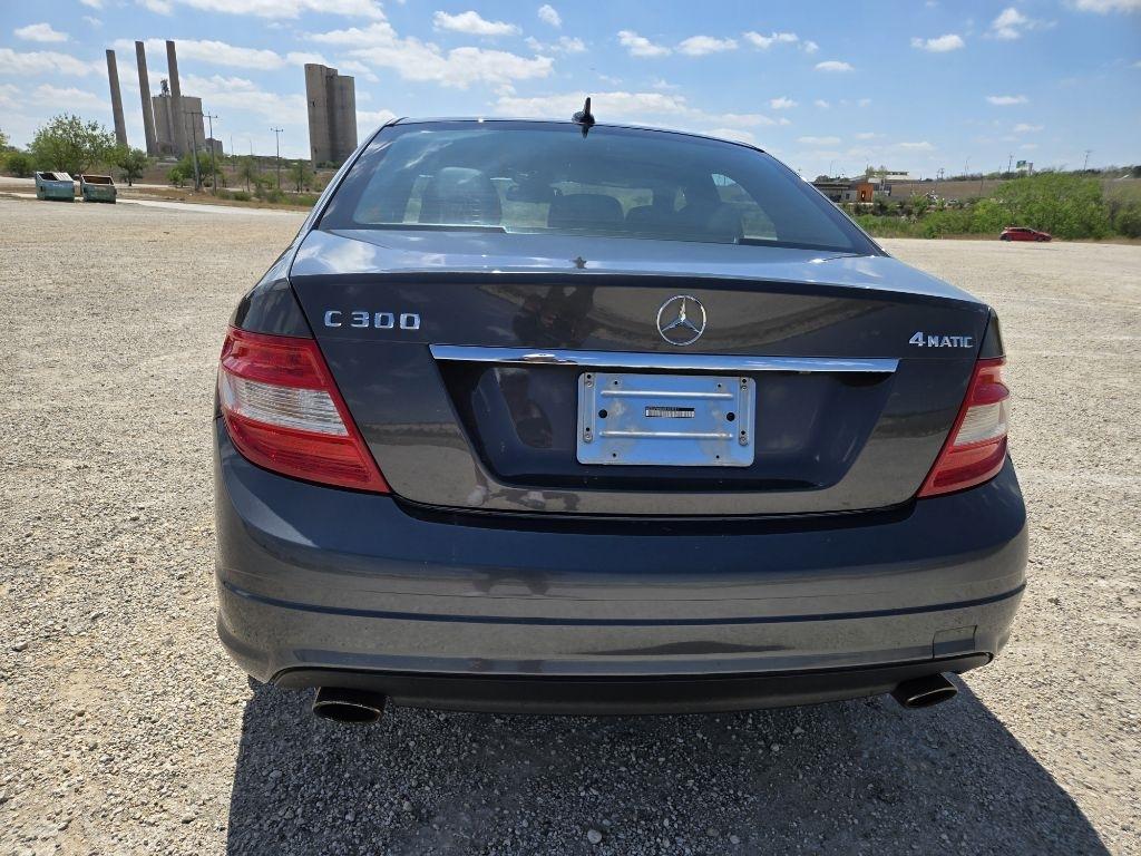 Mercedes-Benz C-Class C300 4MATIC Sport Sedan 2011