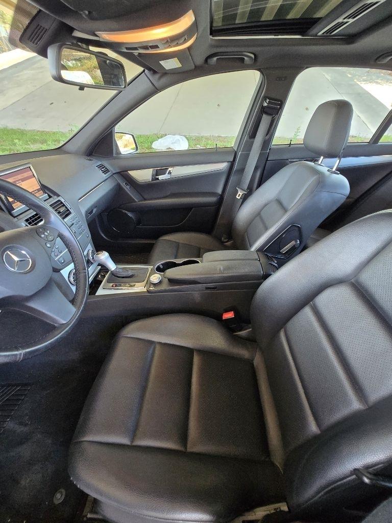 Mercedes-Benz C-Class C300 4MATIC Sport Sedan 2011