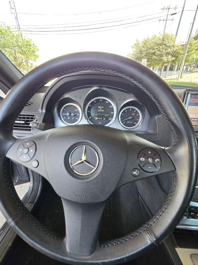 Mercedes-Benz C-Class C300 4MATIC Sport Sedan 2011
