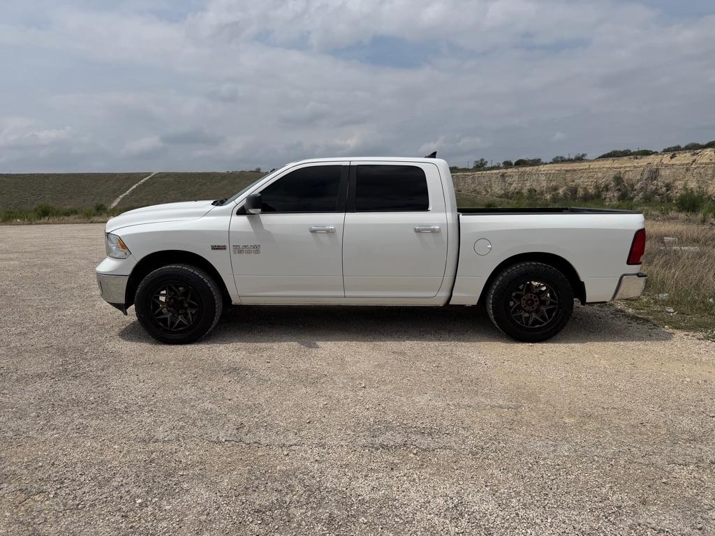 RAM 1500 SLT Crew Cab SWB 2WD 2016