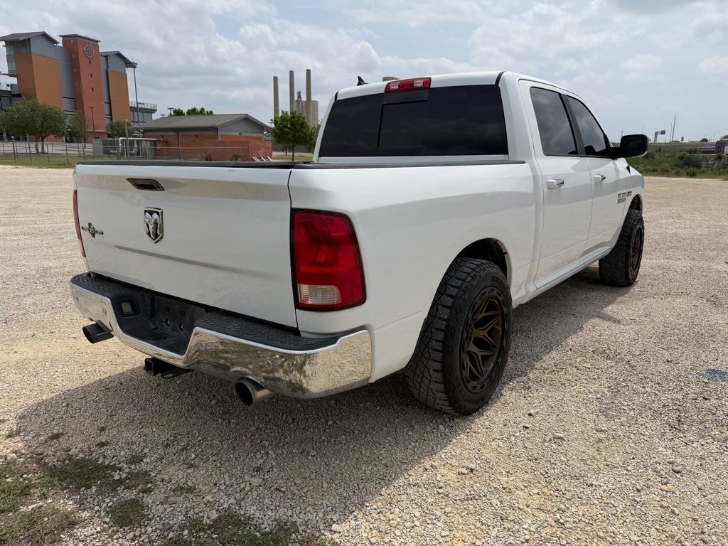 RAM 1500 SLT Crew Cab SWB 2WD 2016