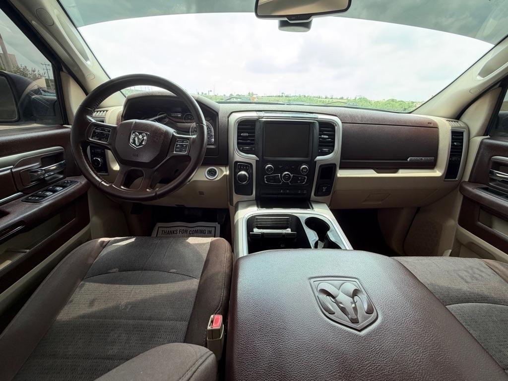 RAM 1500 SLT Crew Cab SWB 2WD 2016