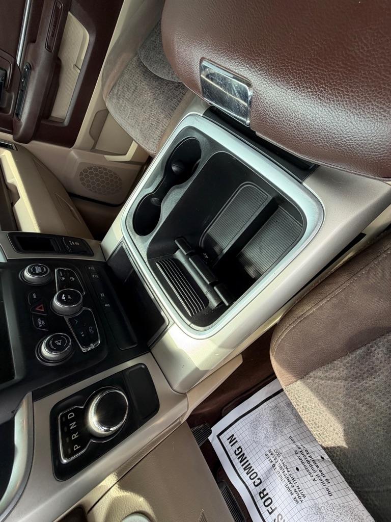 RAM 1500 SLT Crew Cab SWB 2WD 2016