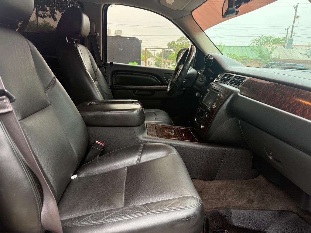GMC Sierra 2500HD Denali Crew Cab 4WD 2013